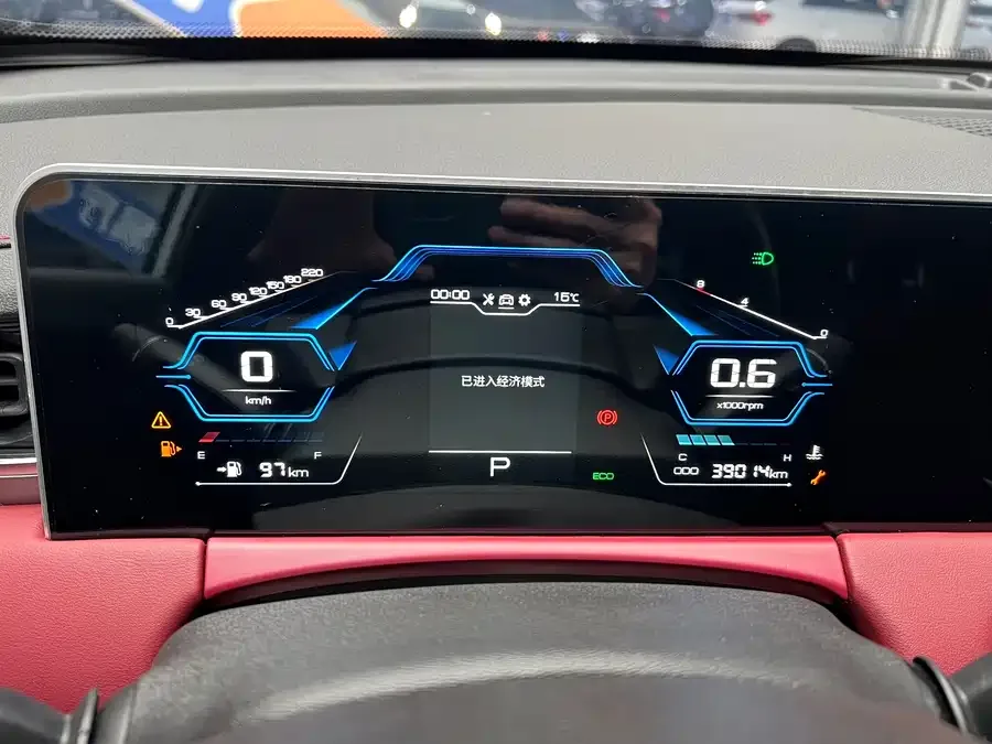 Jetour X70 PLUS JETOUR X70 PLUS 2021 facelift 1.5T DCT Mountain PRO 7-seater 2022 — миниатюра 3