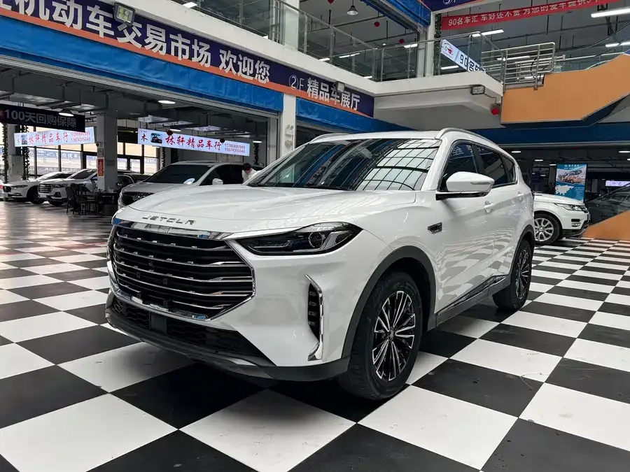 Jetour X70 PLUS JETOUR X70 PLUS 2021 facelift 1.5T DCT Mountain PRO 7-seater 2022 — фото 1, купить с доставкой в Москву