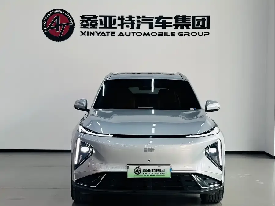 Geely Galaxy L7 Galaxy L7 2025 EM-i 115km Exploration+ Edition 2025 — миниатюра 3