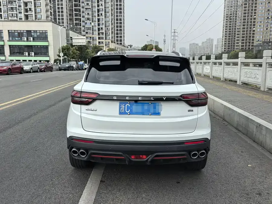 Geely Coolray SX11 Binyue 2023 1.5T DCT Diamond Edition 2024 — миниатюра 2