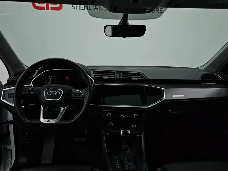 Audi Q3 Sportback 2022 40 TFSI Fashion Edition 2022 — миниатюра 5
