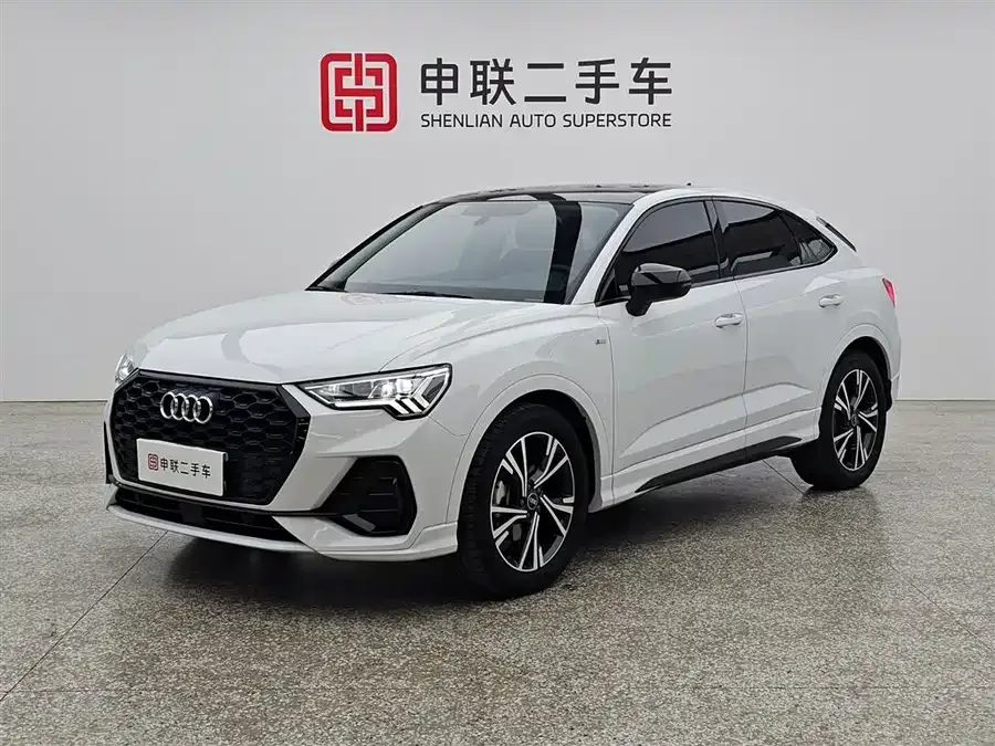 Audi Q3 Sportback 2022 40 TFSI Fashion Edition 2022 — фото 1, купить с доставкой в Москву