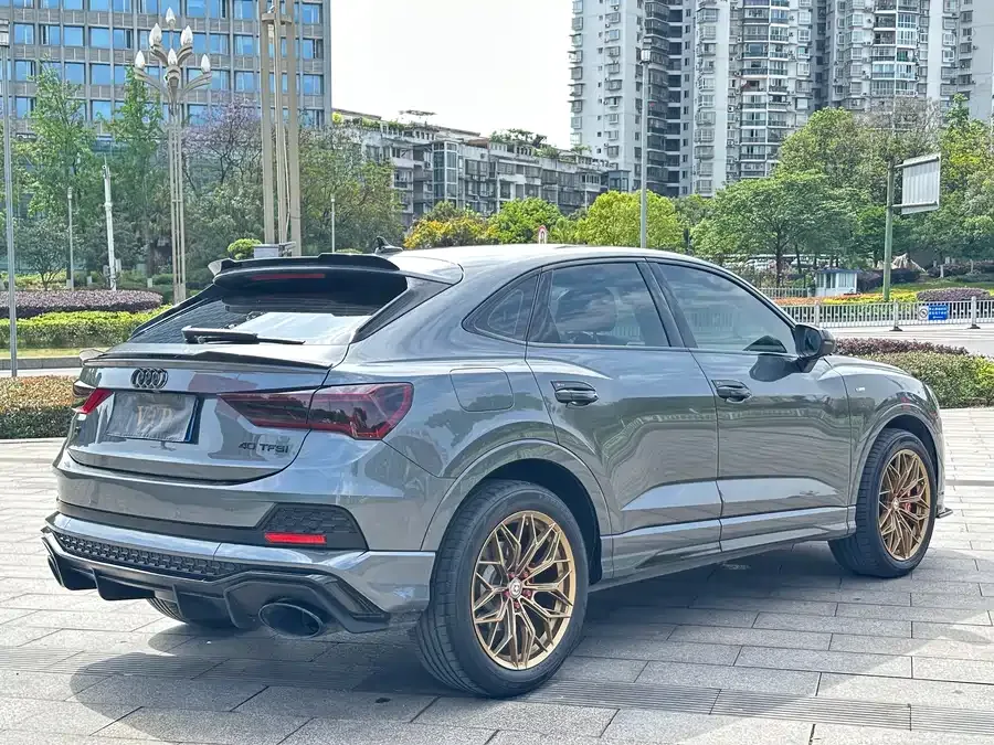 Audi Q3 Sportback 2022 40 TFSI Fashion Edition 2022 — миниатюра 4
