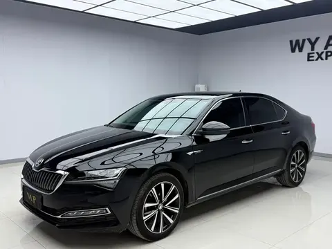 Skoda SuperB 2024 купить в Москве