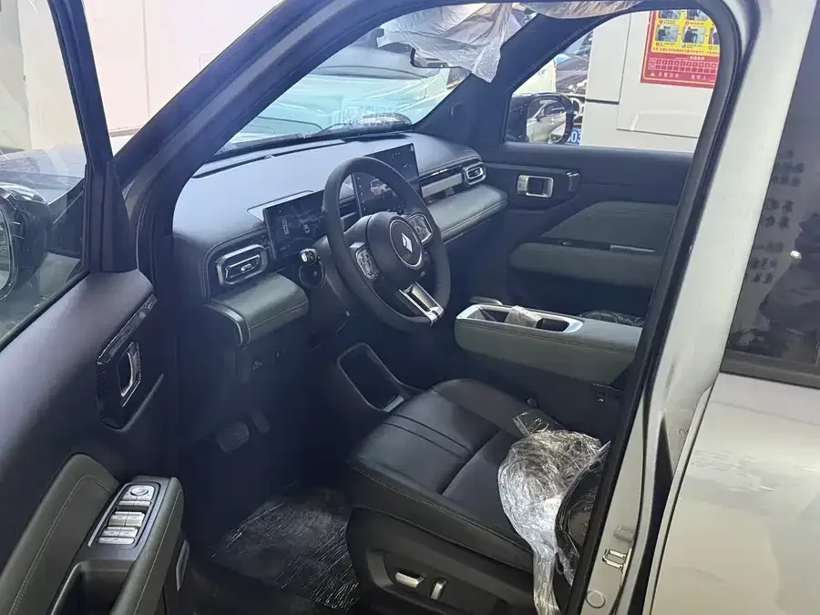 Baojun Yueya Plus Baojun Yueye Plus 2026 301km flagship version 2026 — миниатюра 2