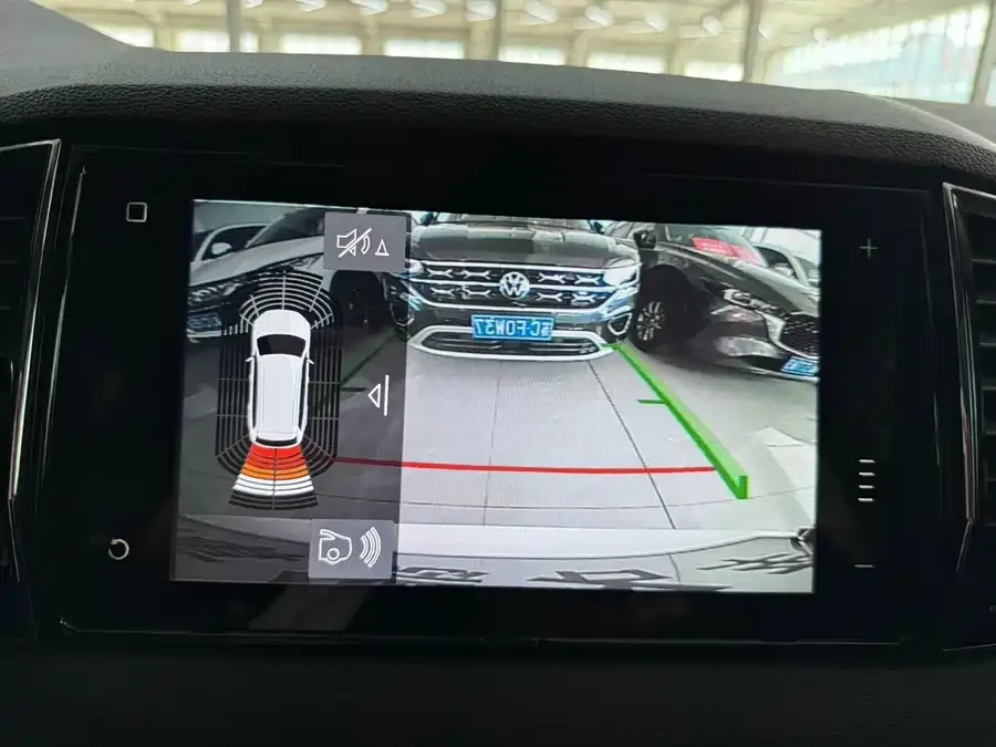 Skoda Karoq Korok 2022 TSI280 Premium Edition 2022 — миниатюра 5