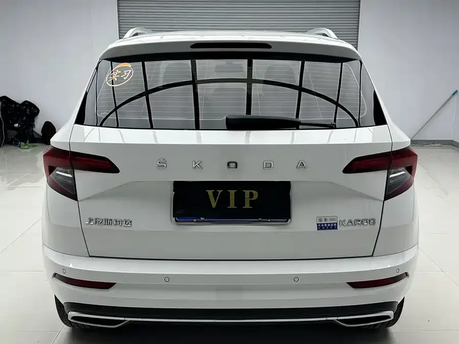 Skoda Karoq Korok 2022 TSI280 Exclusive Edition 2022 — миниатюра 2