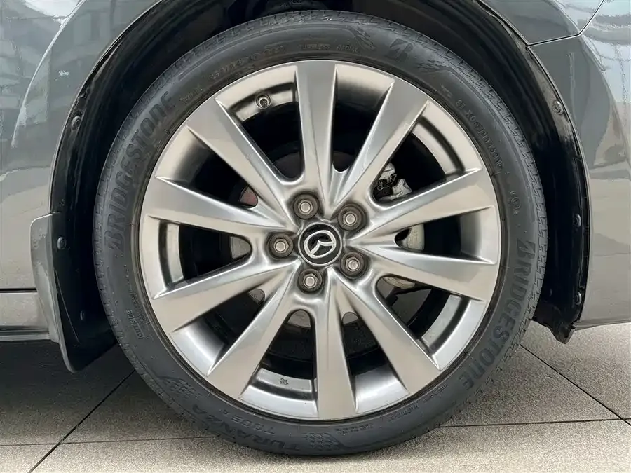 Mazda Axela Mazda3 Angkesela 2021 2.0L Automatic Quality Edition 2022 — миниатюра 4