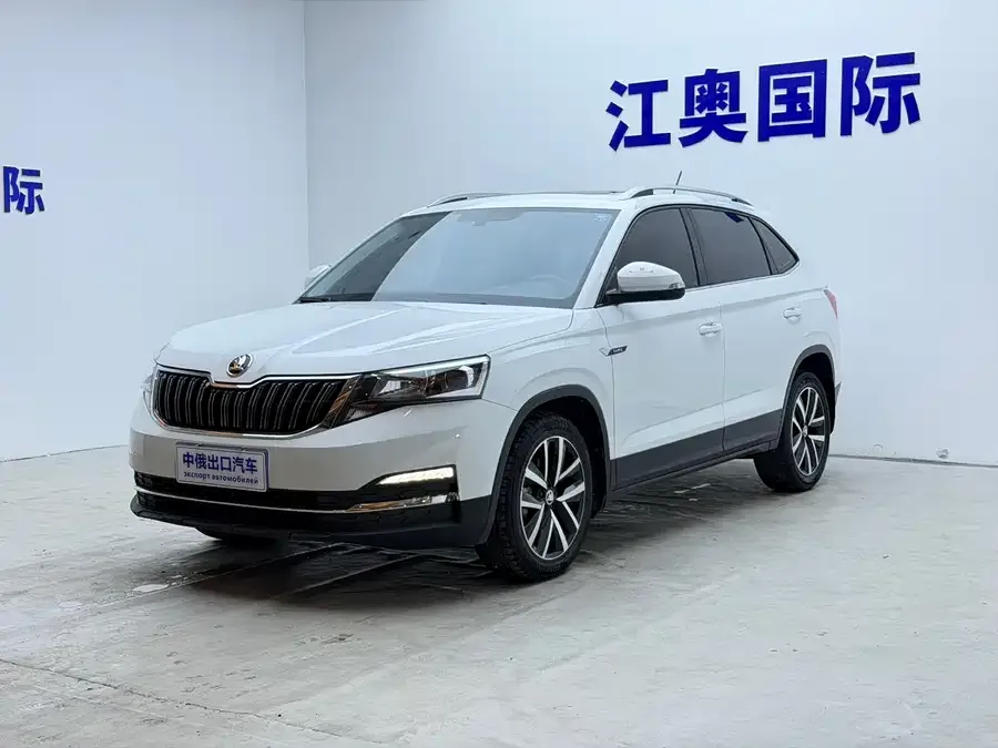Skoda Kamiq Komic 2023 1.5L automatic comfort version 2023 — фото 1, купить с доставкой в Москву