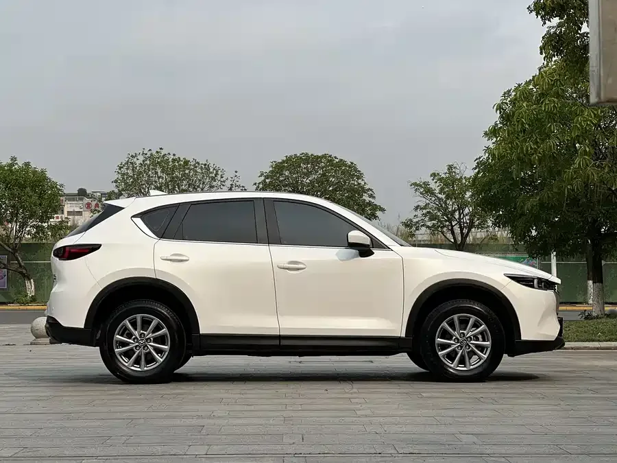 Mazda CX5 2025 2.0L Automatic 2WD Comfort Edition 2025 — миниатюра 3