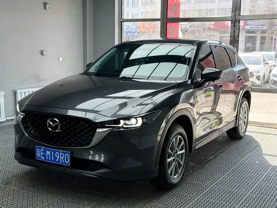 Mazda CX5 2024 2.0L automatic two-wheel drive comfort model 2025 — фото 1, купить с доставкой в Москву