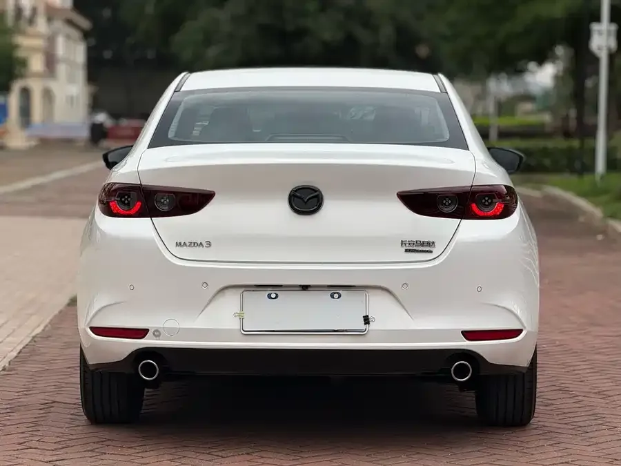 Mazda Axela Mazda 3 Angkesaila 2023 2.0L Automatic Quality Edition 2023 — миниатюра 2