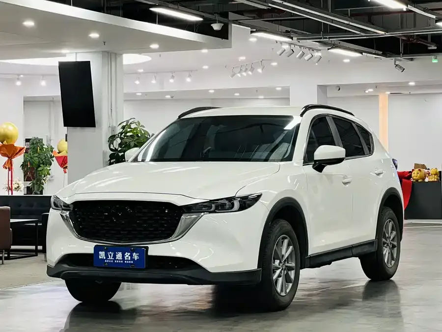 Mazda CX-5 2024 2.0L automatic two-wheel drive comfort model 2024 — фото 1, купить с доставкой в Москву