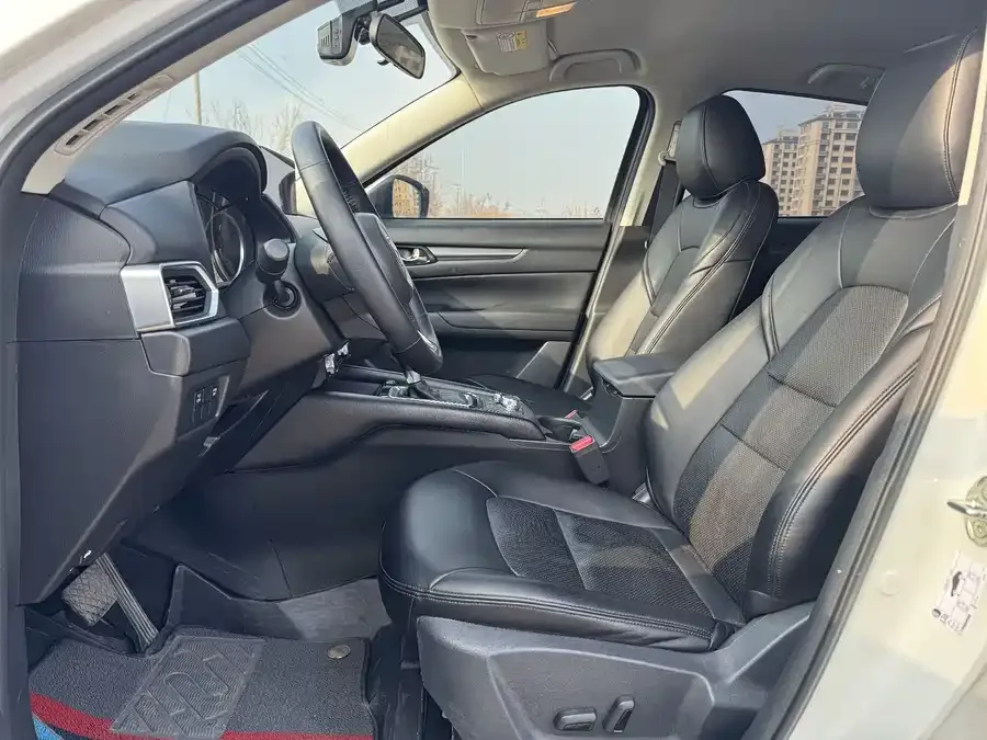 Mazda CX5 2024 2.0L automatic two-wheel drive comfort model 2024 — миниатюра 2