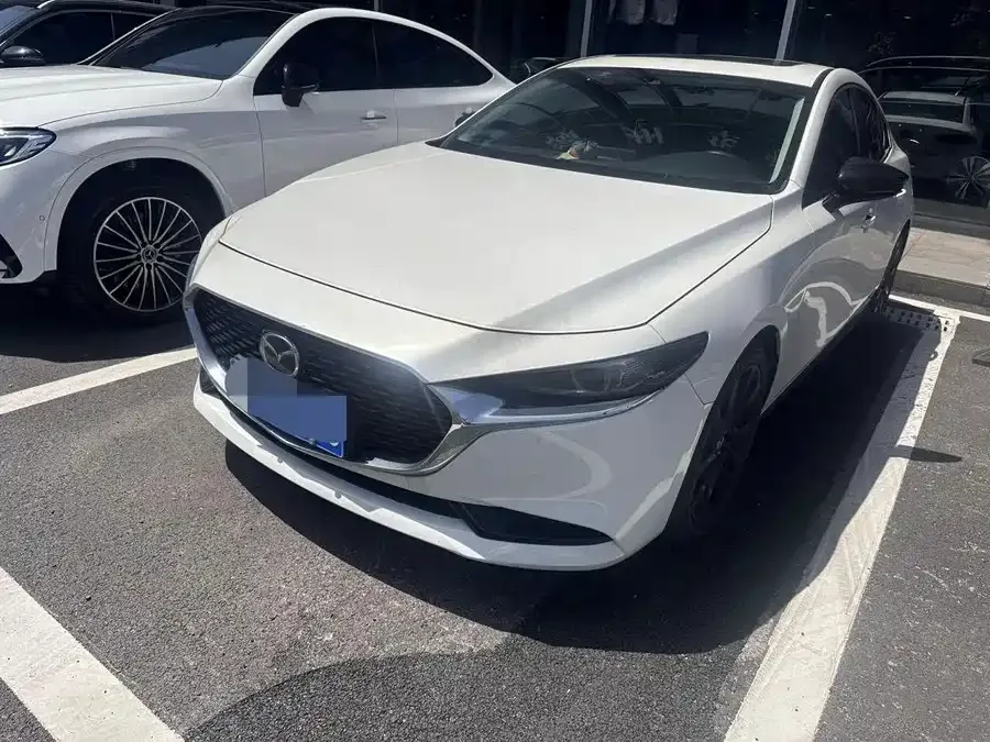 Mazda Axela Mazda 3 Angkesaila 2023 2.0L Automatic Premium Edition 2025 — фото 1, купить с доставкой в Москву