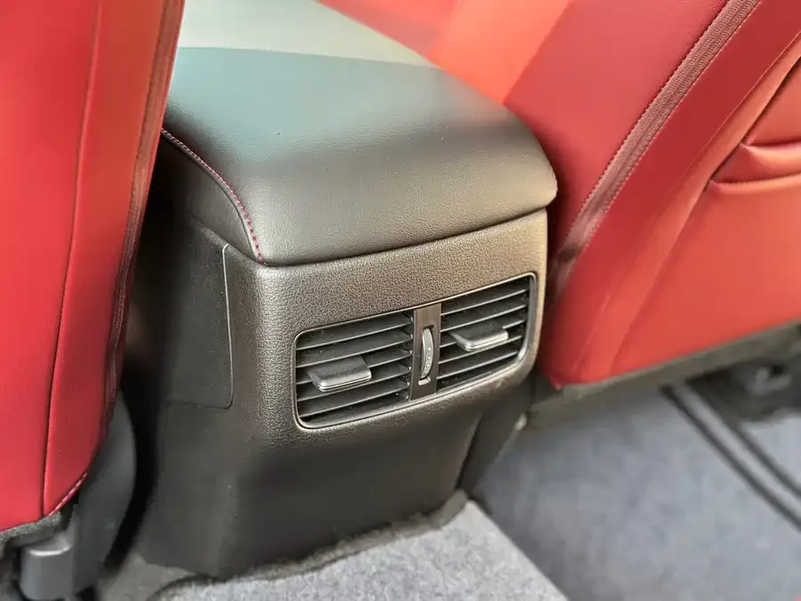 Mazda Axela Mazda 3 Angkesaila 2023 2.0L Automatic Premium Edition 2024 — миниатюра 5