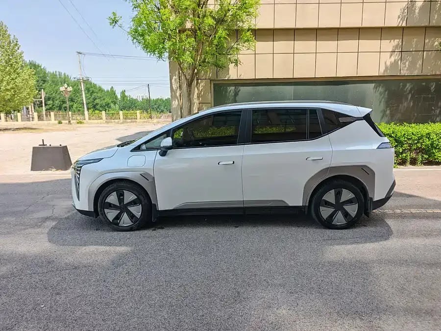 AION AION Y AION Y 2023 Plus 610 Enjoy Edition 2023 — миниатюра 2