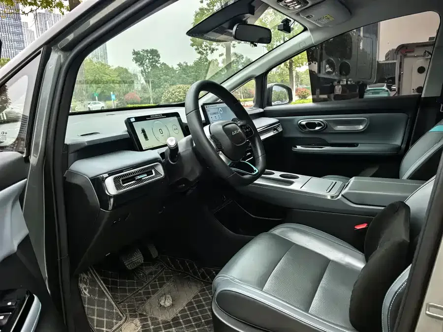 AION AION Y AION Y 2023 Plus 510 Smart Edition 2023 — миниатюра 2