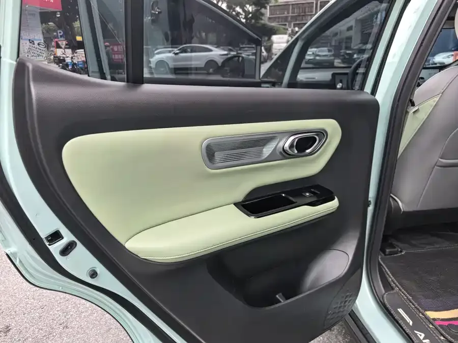 AION AION Y AION Y 2023 Plus 610 Smart Edition Ternary Lithium 2023 — миниатюра 4