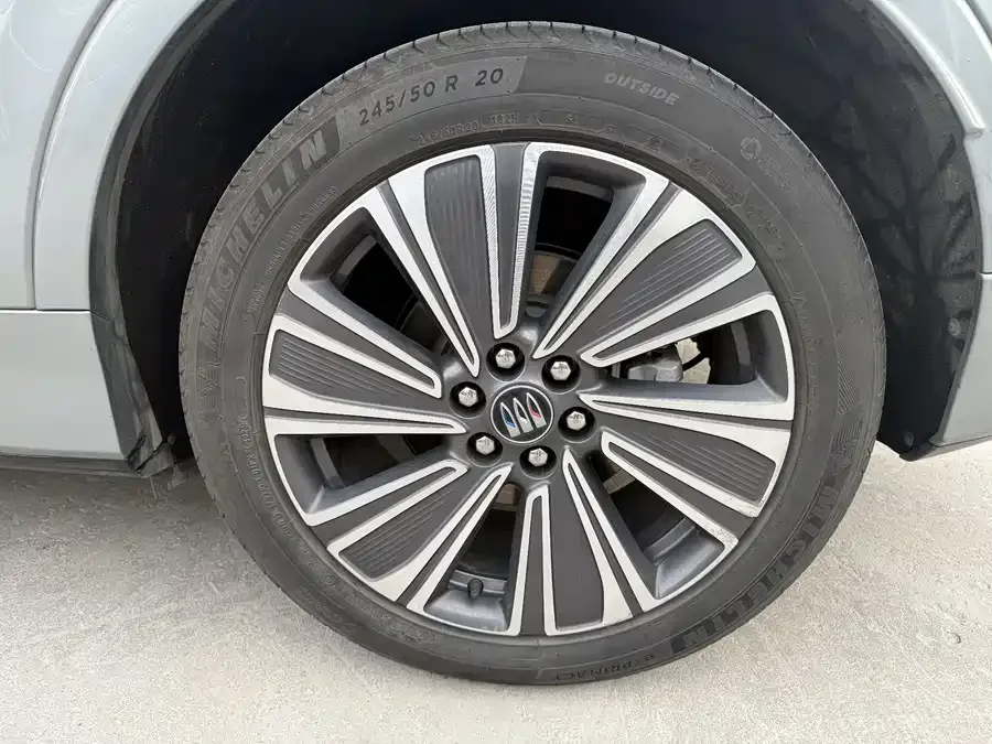 Buick E5 2023 Premium Standard Range Edition 2024 — миниатюра 4