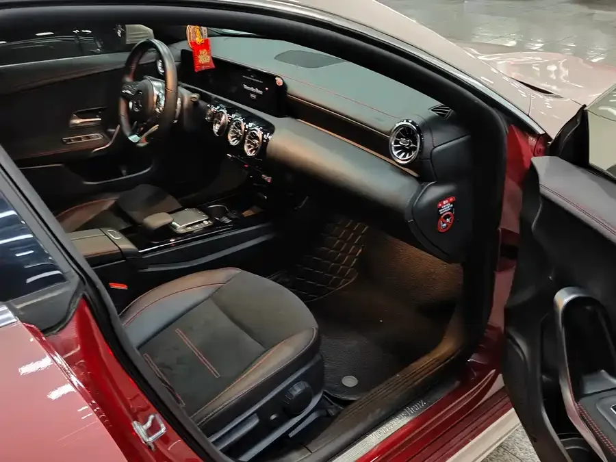 Mercedes-Benz CLA-Class Mercedes-Benz CLA (Imported) 2022 CLA 200 2022 — миниатюра 3