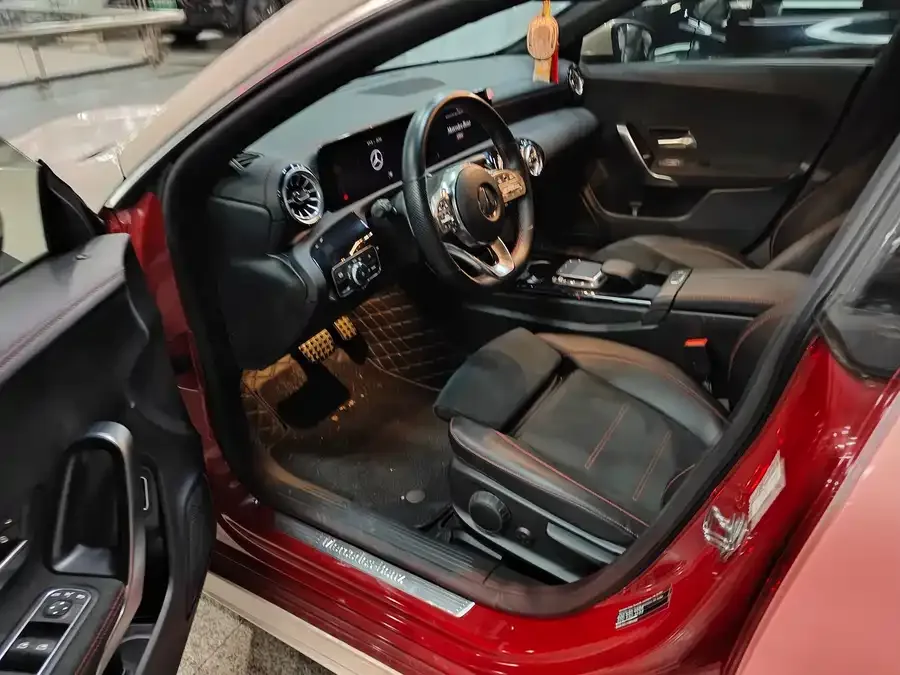 Mercedes-Benz CLA-Class Mercedes-Benz CLA (Imported) 2022 CLA 200 2022 — миниатюра 4