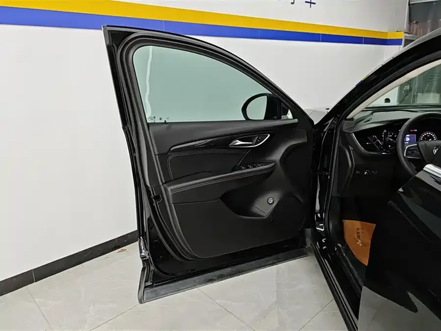 Buick Envision S Envision S 2023 Envision S 552T 2WD Luxury 2023 — миниатюра 4