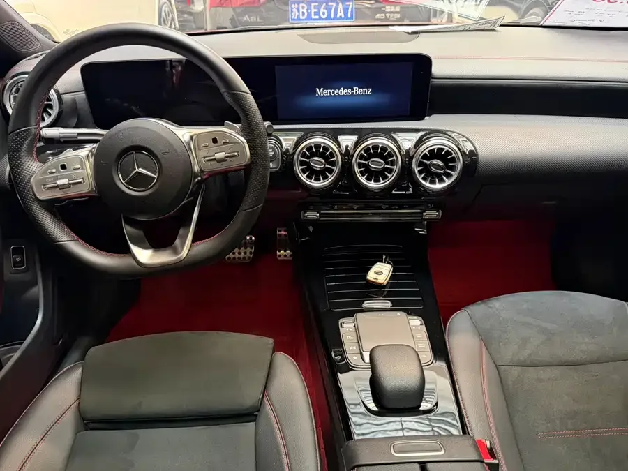 Mercedes-Benz CLA-Class Mercedes-Benz CLA (Imported) 2022 CLA 200 2022 — миниатюра 2