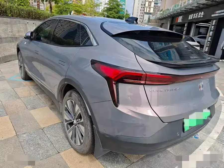 Buick E4 2023 Premium Edition 2024 — миниатюра 2