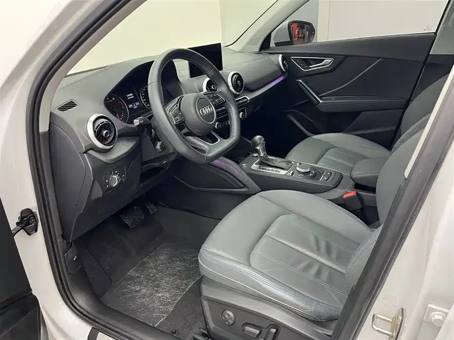 Audi Q2L 2022 35 TFSI Fashion Dynamic Edition 2022 — миниатюра 3