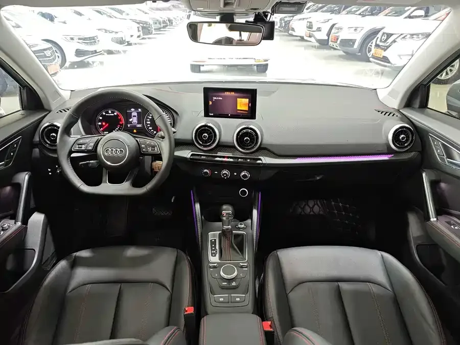 Audi Q2L 2021 35 TFSI Progressive Dynamic Edition 2022 — миниатюра 2