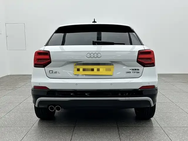 Audi Q2L 2021 35 TFSI Progressive Dynamic Edition 2022 — миниатюра 2