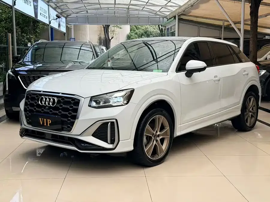 Audi Q2L 2022 35 TFSI Fashion Dynamic Edition 2022 — фото 1, купить с доставкой в Москву