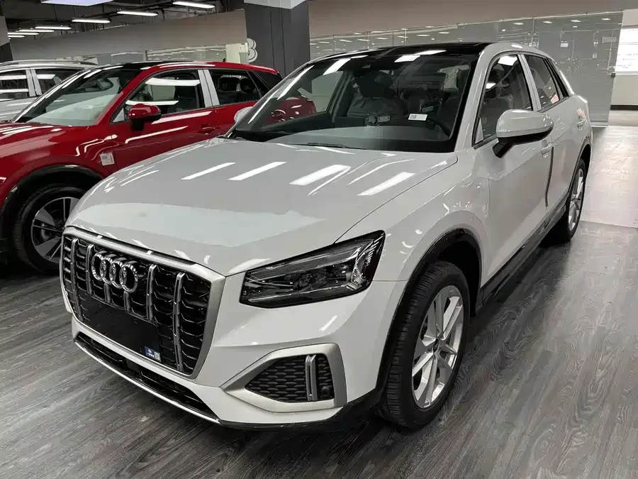 Audi Q2L 2022 35 TFSI luxury and elegant model 2022 — фото 1, купить с доставкой в Москву