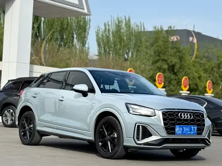 Audi Q2L 2023 35TFSI Progressive Dynamic Edition 2023 — миниатюра 3