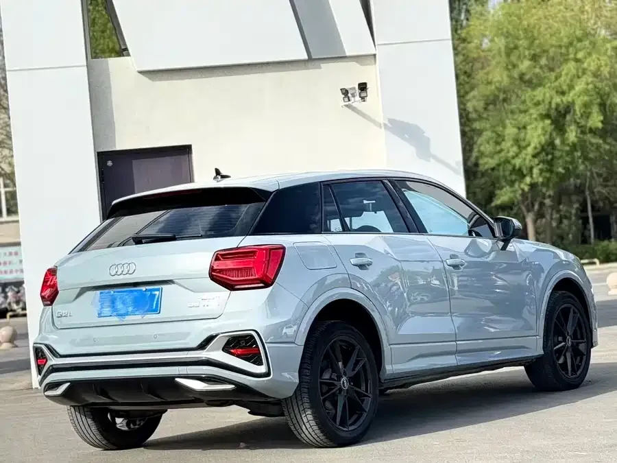 Audi Q2L 2023 35TFSI Progressive Dynamic Edition 2023 — миниатюра 4