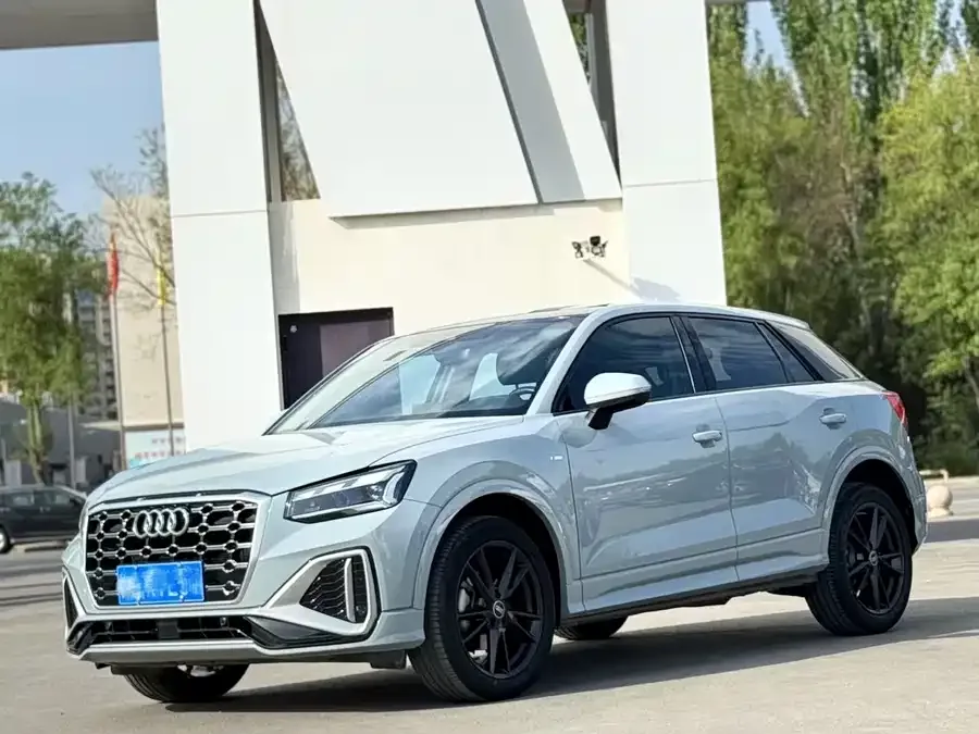 Audi Q2L 2023 35TFSI Progressive Dynamic Edition 2023 — фото 1, купить с доставкой в Москву