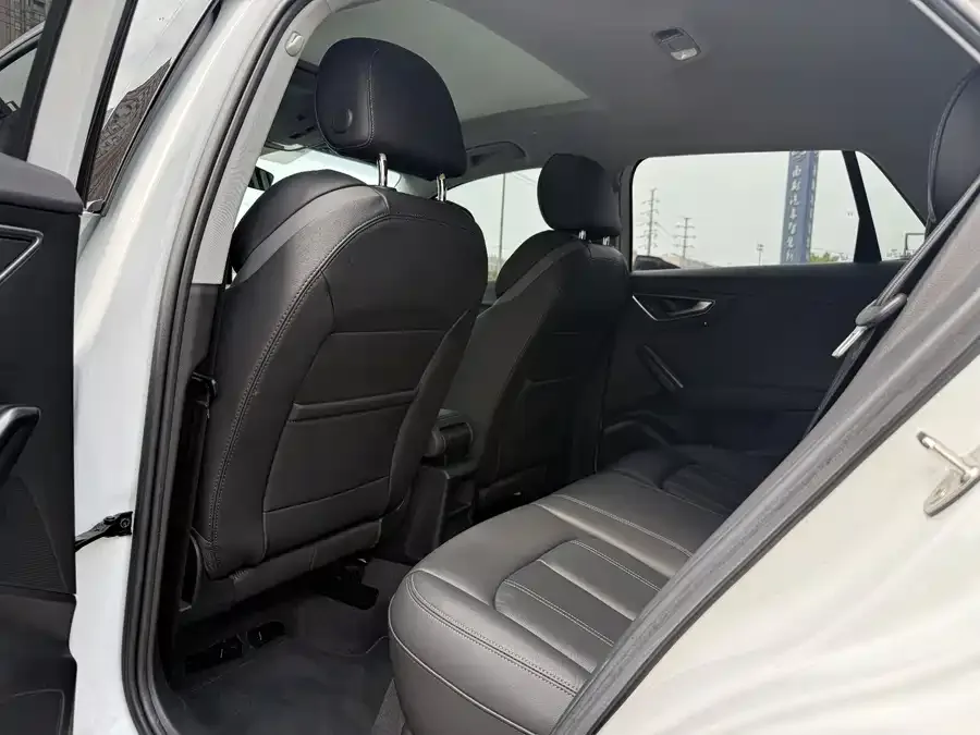 Audi Q2L 2022 35 TFSI Fashion Dynamic Edition 2022 — миниатюра 2