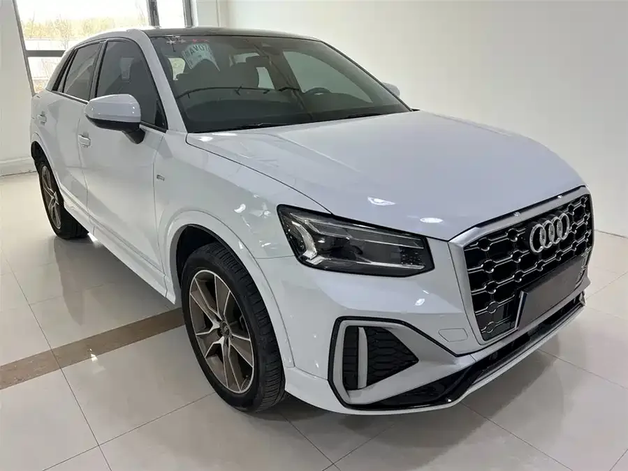 Audi Q2L 2021 35 TFSI Fashion Dynamic Edition 2022 — миниатюра 3