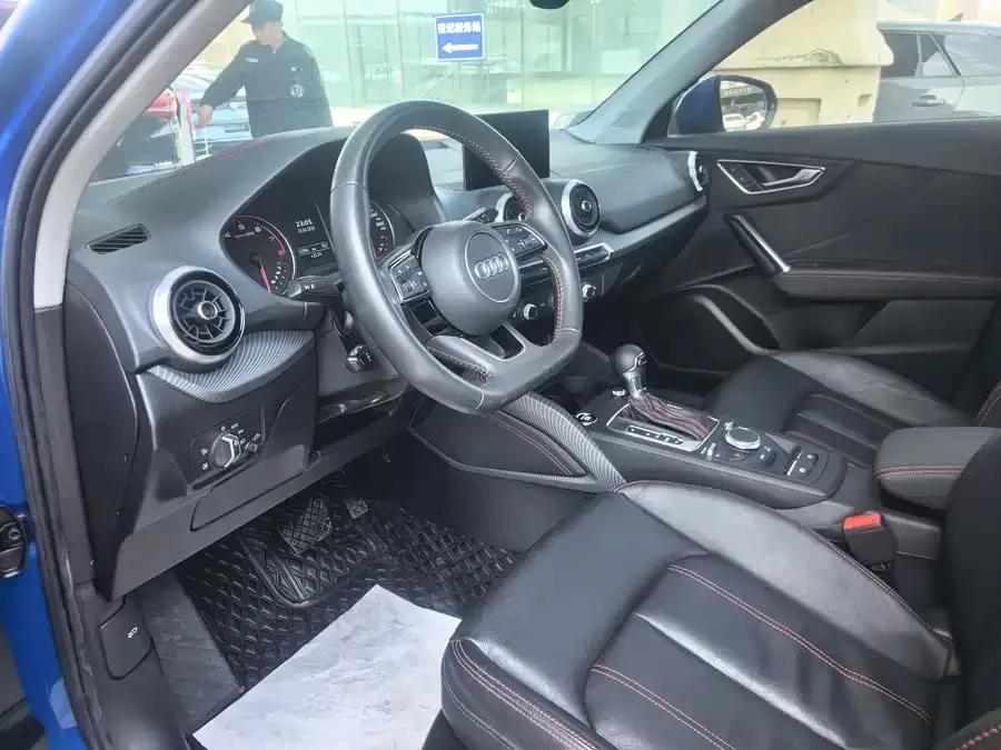 Audi Q2L 2022 35 TFSI Fashion Dynamic Edition 2022 — миниатюра 2