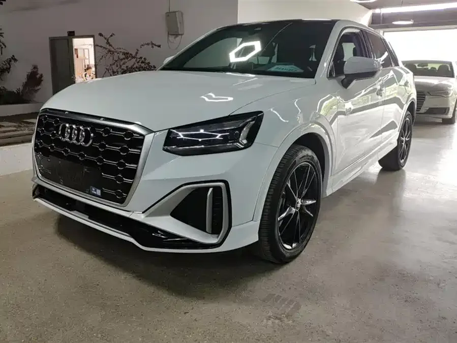 Audi Q2L 2022 35 TFSI aggressive and dynamic model 2022 — фото 1, купить с доставкой в Москву