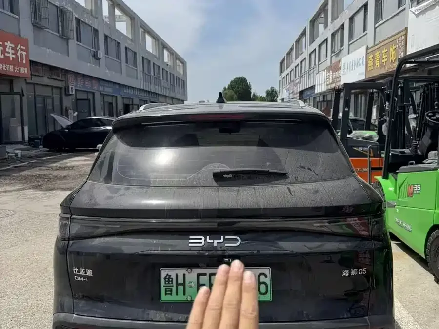 BYD Sea Lion 05 DM-i Sea Lion 05 DM-i 2025 DM-i Intelligent Driving Edition 115KM Premium Edition 2025 — миниатюра 2