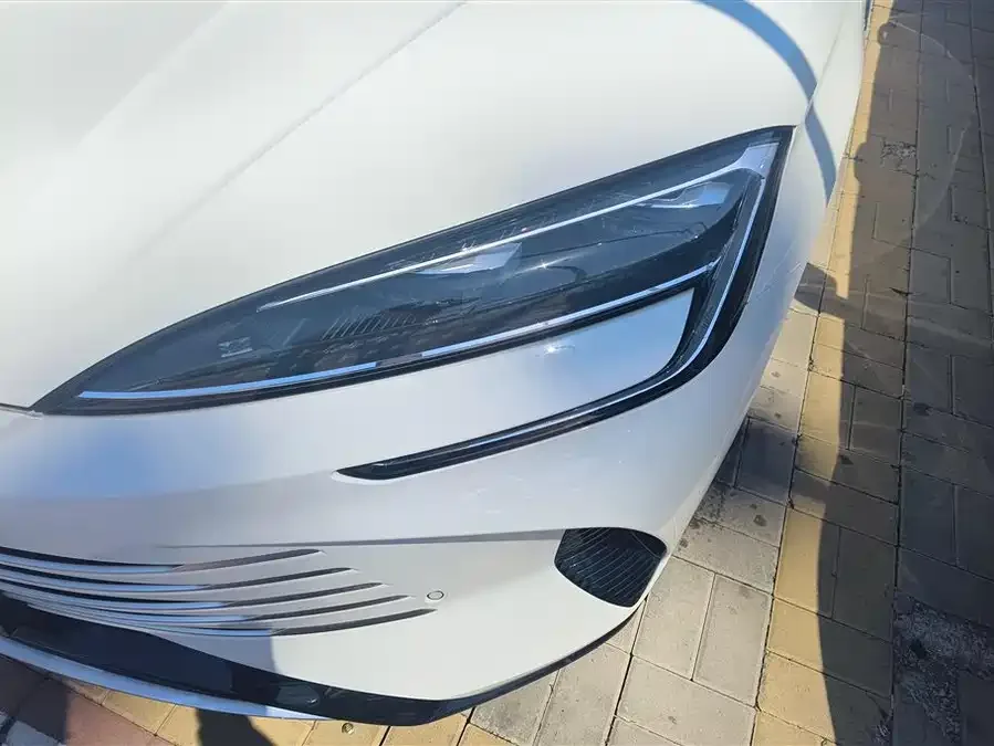 BYD seal 07 DM-i Seal 07 DM-i 2025 DM-i 1.5L 125km Luxury 2025 — миниатюра 2