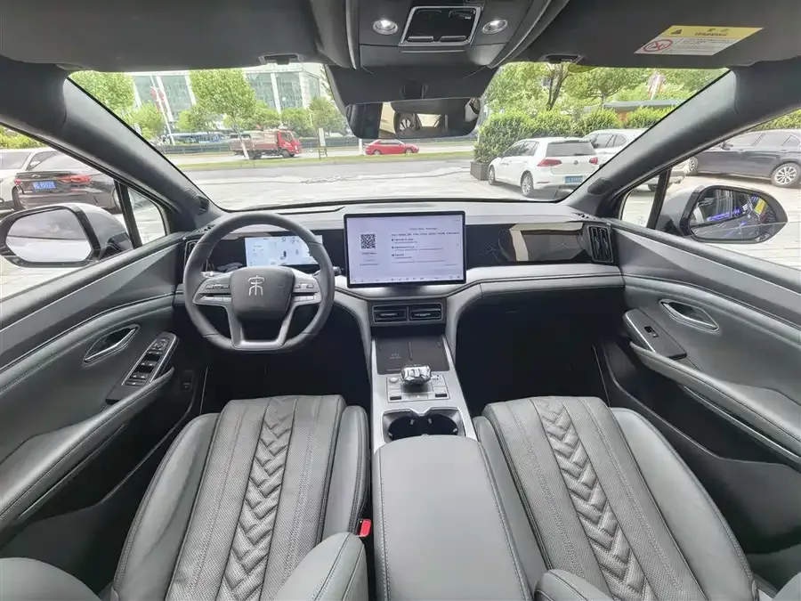 BYD Song L DM-i Song L DM-i 2025 Intelligent Driving Edition 160km Beyond Edition 2025 — миниатюра 2