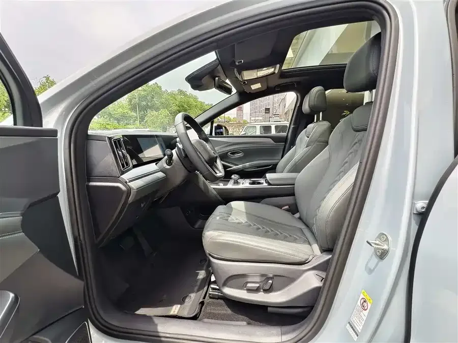 BYD Song L DM-i Song L DM-i 2025 Intelligent Driving Edition 160km Beyond Edition 2025 — миниатюра 4
