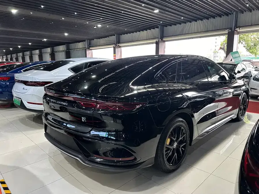 BYD Second-hand Han 2024 DM-i Honor Edition 121KM Premium Edition 2025 — миниатюра 3