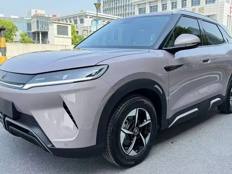 BYD Yuan UP Yuan UP 2024 401KM Beyond 2024 — фото 1, купить с доставкой в Москву