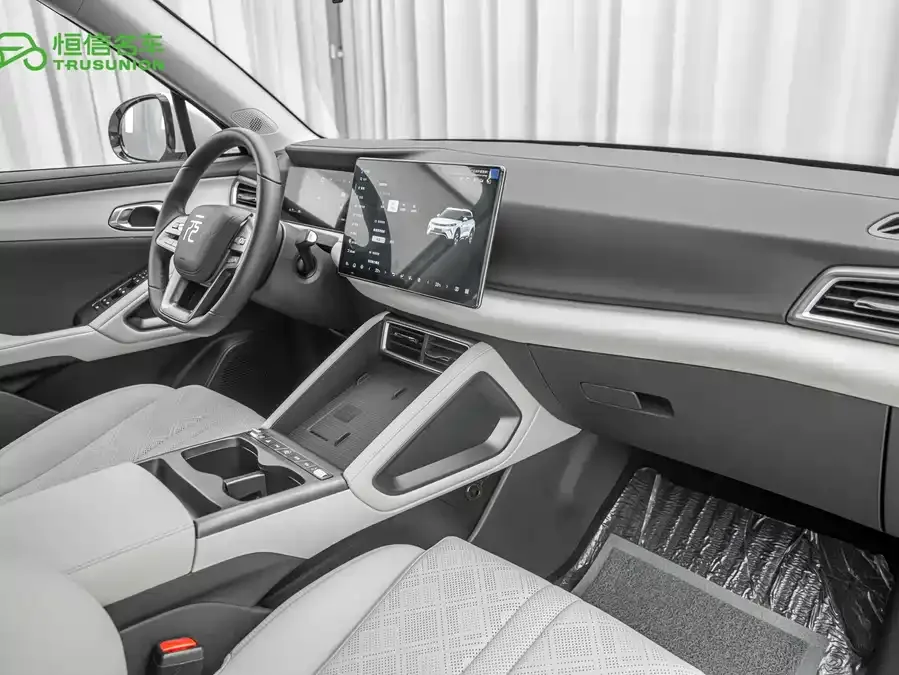 BYD Yuan UP Yuan UP 2025 Intelligent Driving Edition 401KM Leading Edition 2025 — миниатюра 4