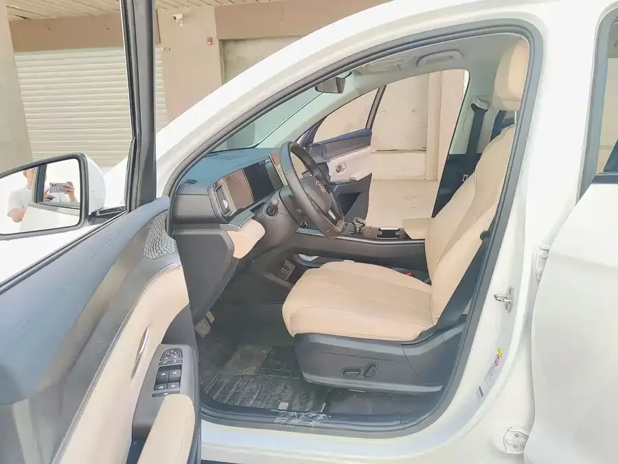 BYD Song Pro New Energy Song Pro New Energy 2025 Second Generation DM-i 75KM Leading Model 2025 — миниатюра 3