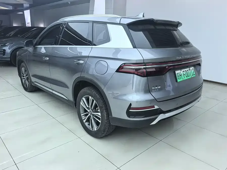 BYD Song Pro New Energy Song Pro New Energy 2022 DM-i 51km Luxury Edition 2022 — миниатюра 3